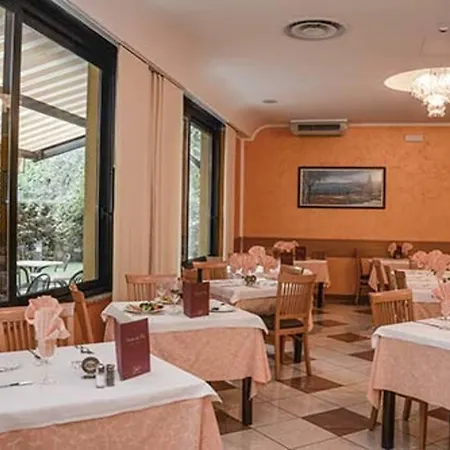 Hotell Florida Limone sul Garda