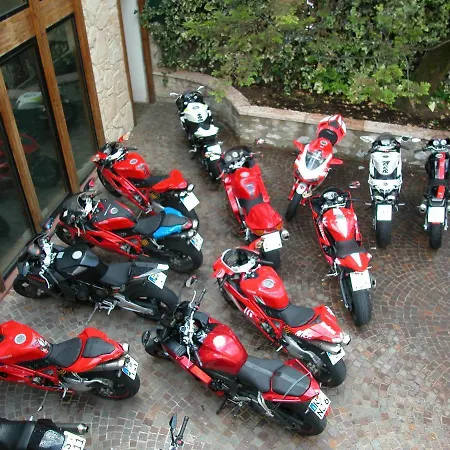 Hotell Florida Limone sul Garda