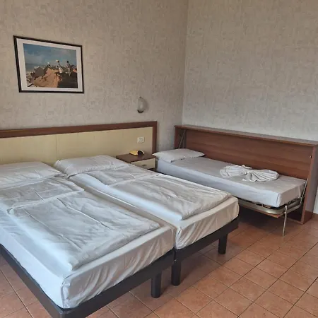 Hotel Florida 3*