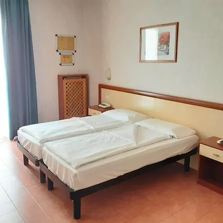 Otel Florida 3*